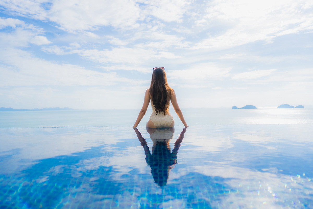 How to Turn Your Regular Pool into an Infinity Edge Pool