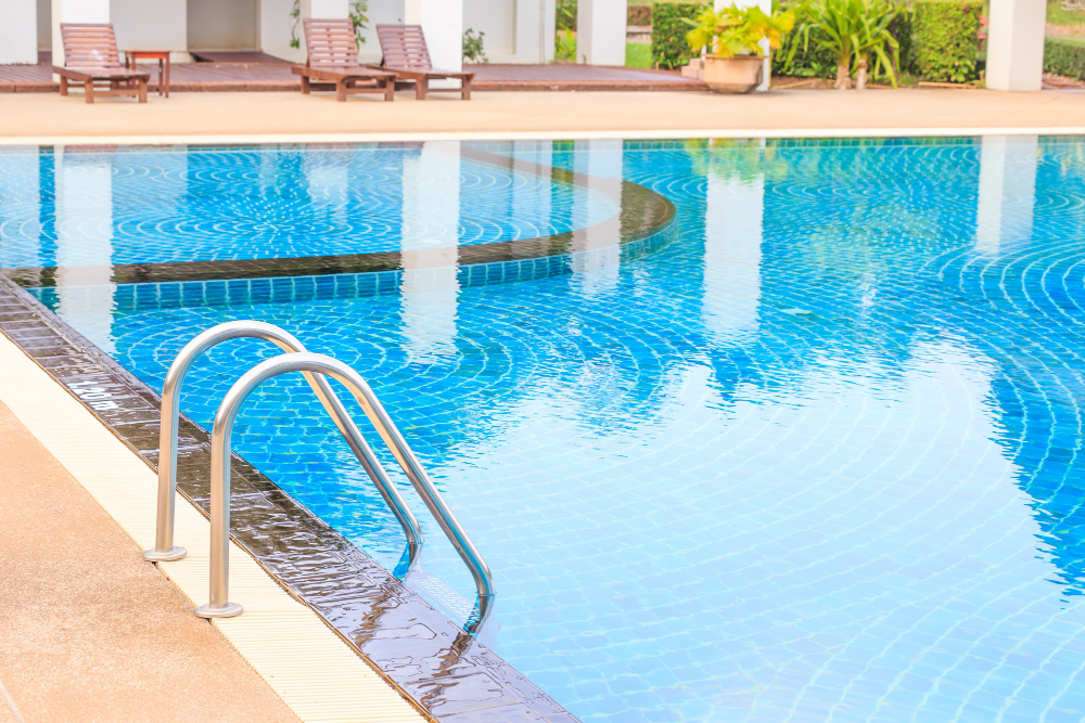 Pool Resurfacing vs. Pool Replastering: Which Option is Right for Your Pool?