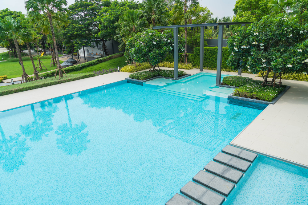 When is the Best Time to Resurface your Pool